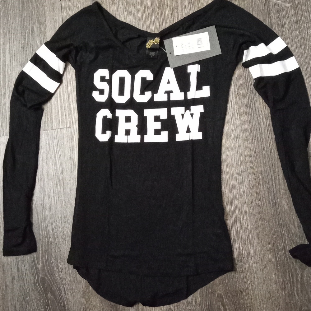long sleeve So Cal shirts size small color black and white